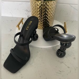 Miss Lola Brand new Heels sandal